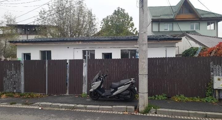 Giulesti, casa 2 camere cu centrala,